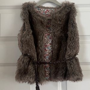 Girl fur vest